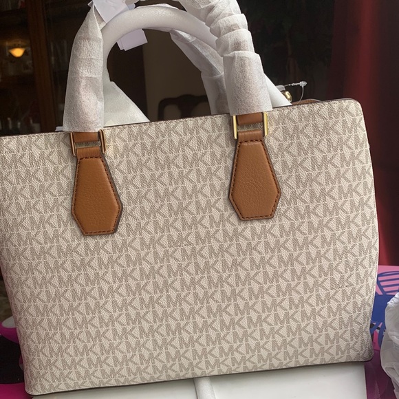 Michael Kors Authentic tote bag with tag - Picture 3 of 8